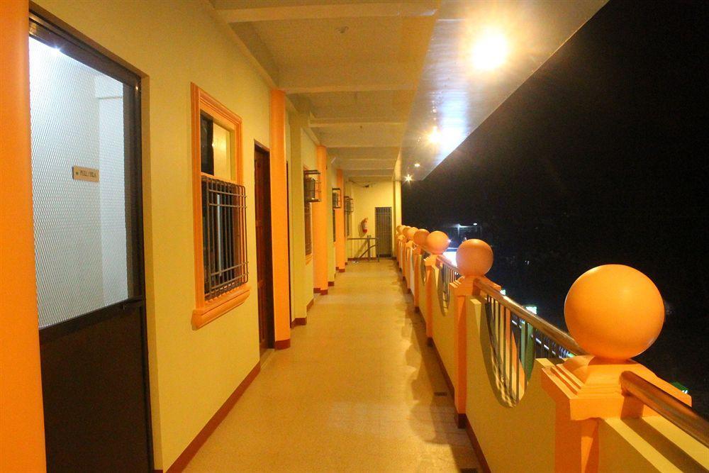 Amerson Pension Place Puerto Princesa Eksteriør bilde