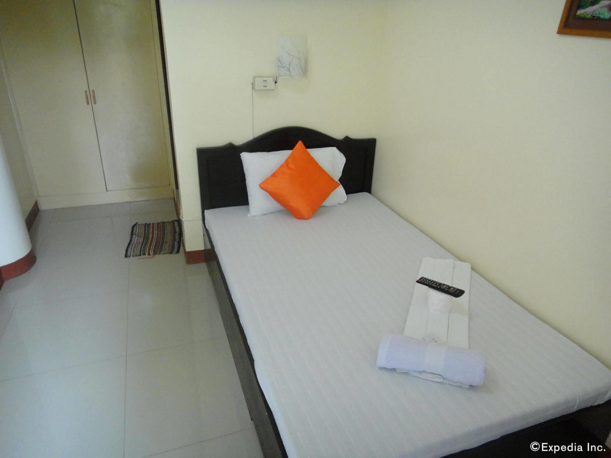 Amerson Pension Place Puerto Princesa Eksteriør bilde