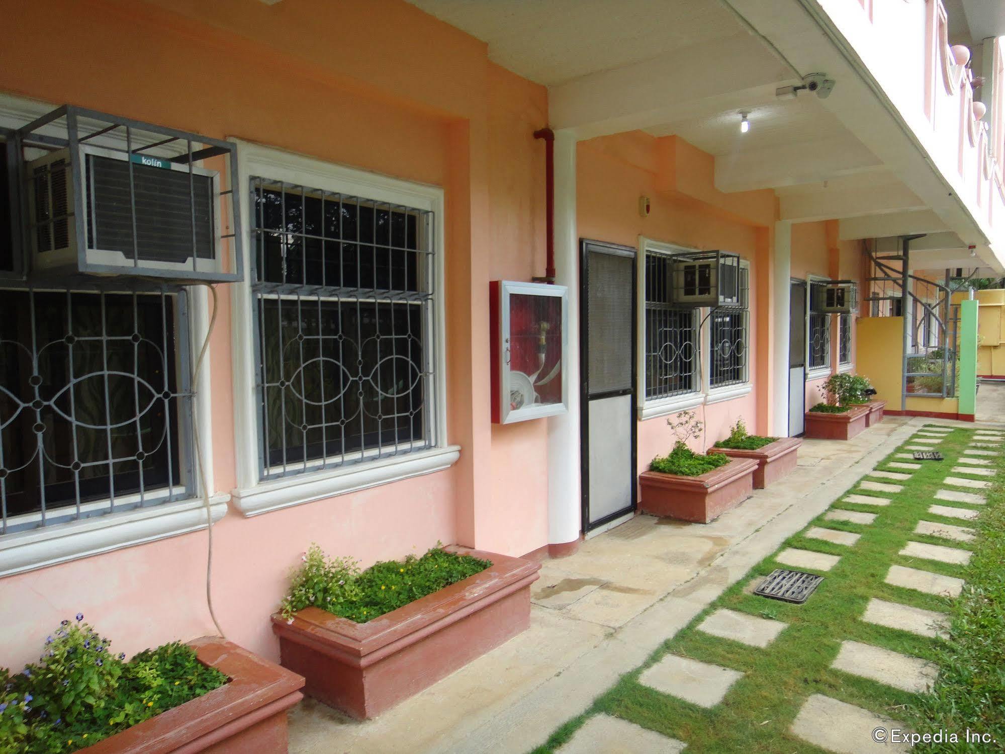 Amerson Pension Place Puerto Princesa Eksteriør bilde
